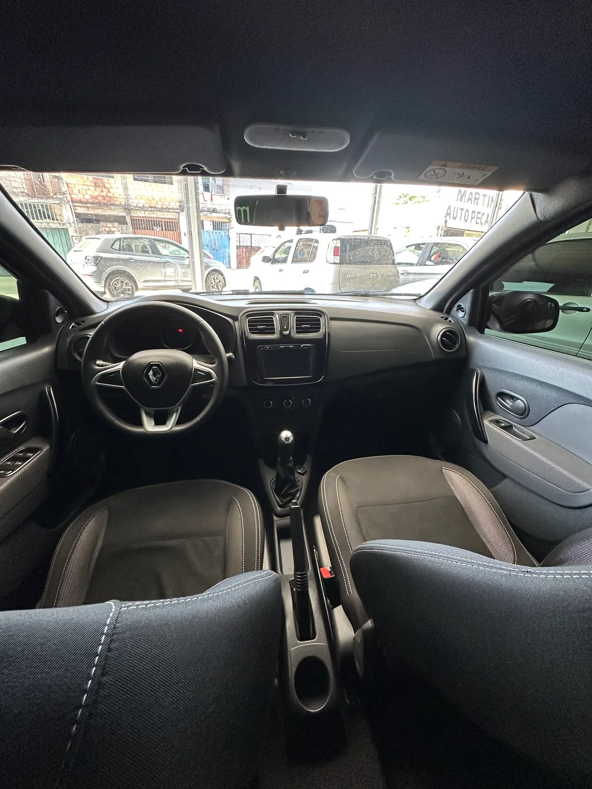 Renault Logan Zen Flex 1.0 12V 4p Mec. 2023 — foto 6
